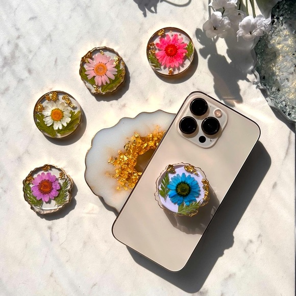🌼Flower Geode Phone Grips - Picture 1 of 4